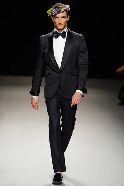 Look 47